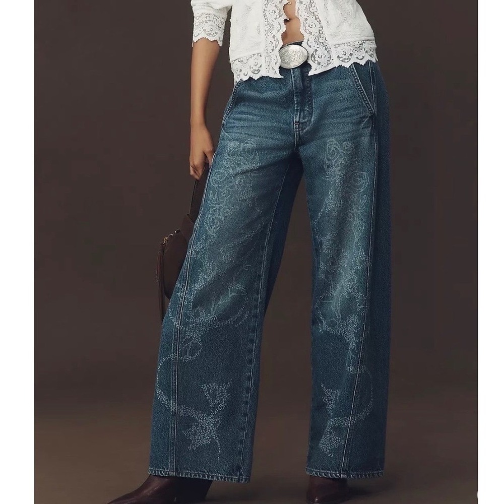 Pilcro Anthropologie Piranesi High Rise Tapered Jeans Raised Floral Size 31 NWOT
